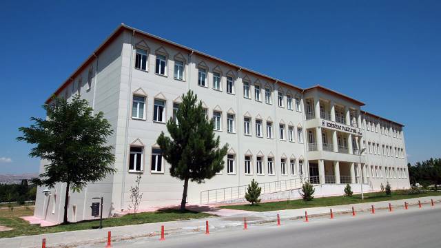 Edebiyat Fakültesi Öğrenci Yurtları
